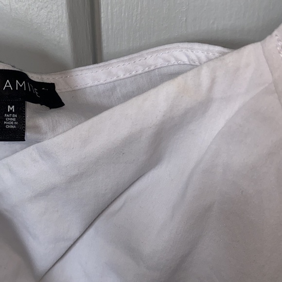 Beautiful top - Picture 7 of 8